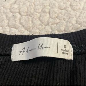 size small. tight fitting. black
